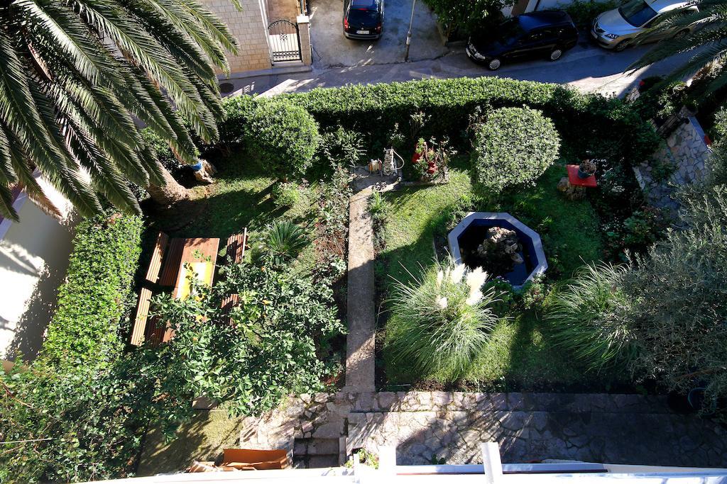 Guesthouse Bmb Bagaric Budva Rum bild
