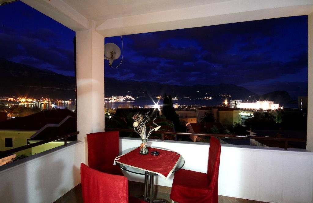 Guesthouse Bmb Bagaric Budva Rum bild